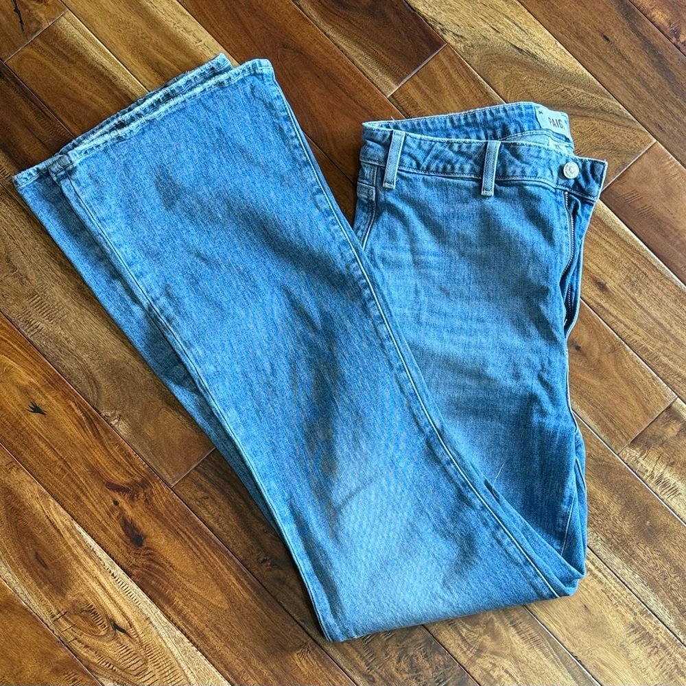 PAIGE Light Wash High Rise Laurel canyon